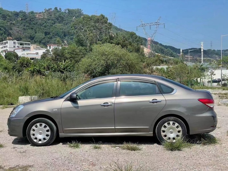 廣州16年日產軒逸4