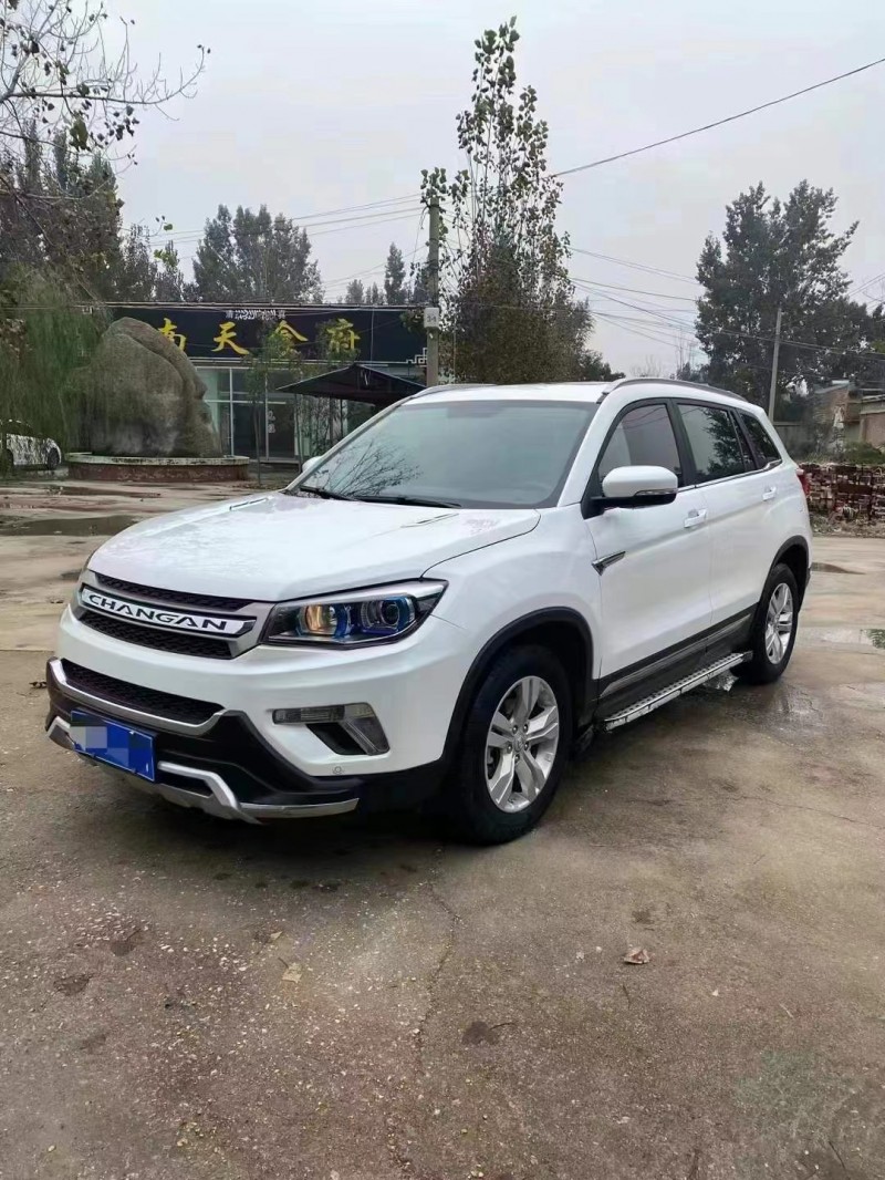 濰坊17年長安汽車CS753
