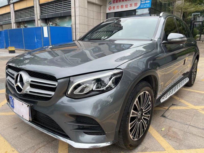 中山19年奔馳GLC3