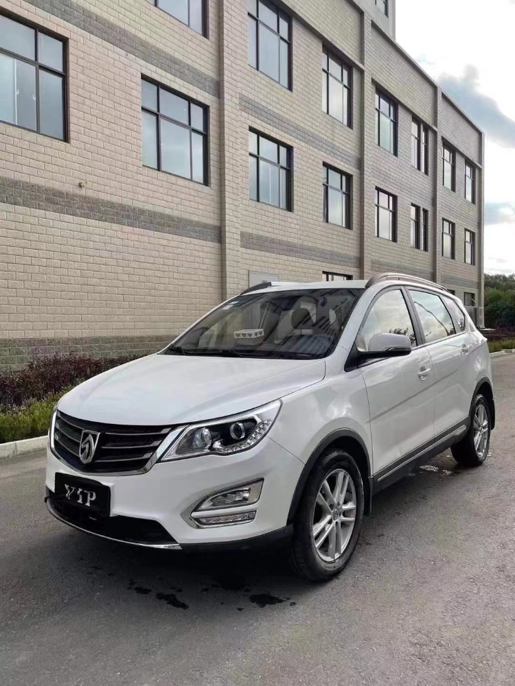 蘭州17年寶駿5604
