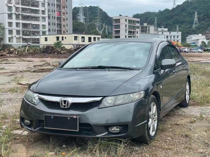 廣州10年本田思域8