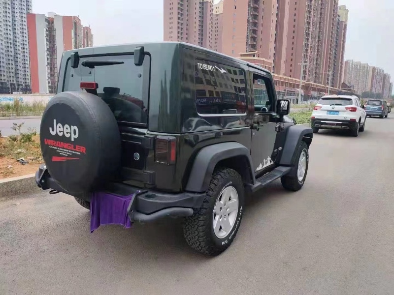長沙11年Jeep牧馬人3