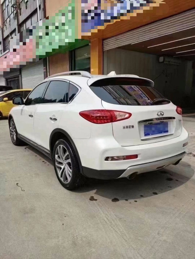 臨沂16年英菲尼迪QX508