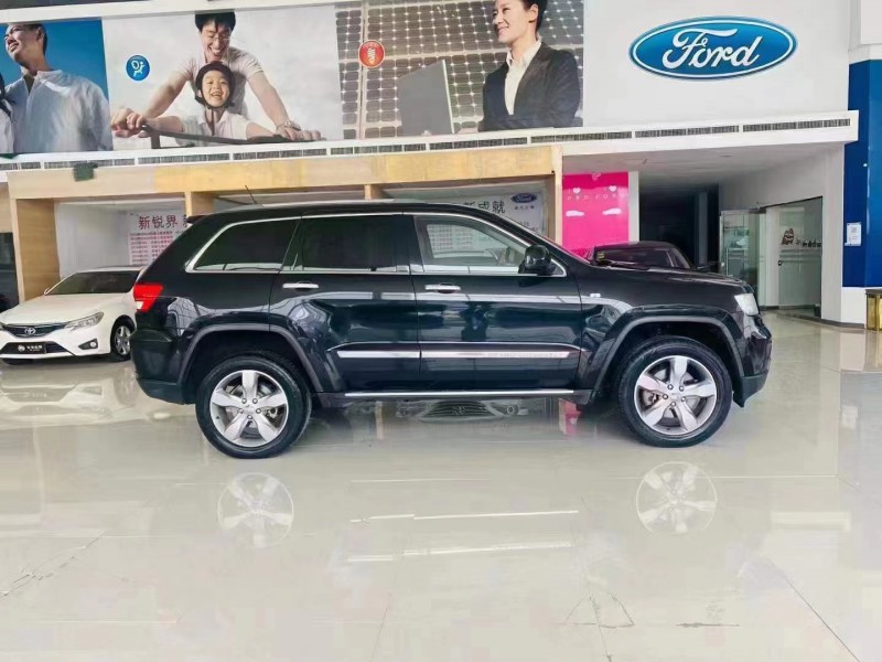 邢臺11年Jeep大切諾基2