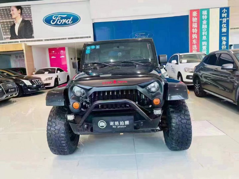 邢臺09年Jeep牧馬人1