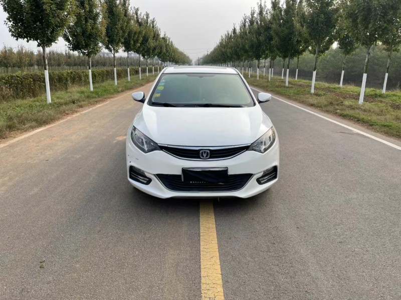 徐州14年長安汽車逸動1
