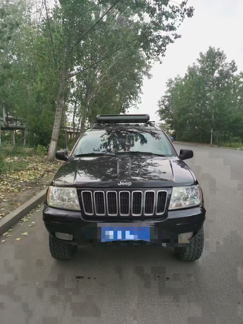 北京03年Jeep大切諾基8