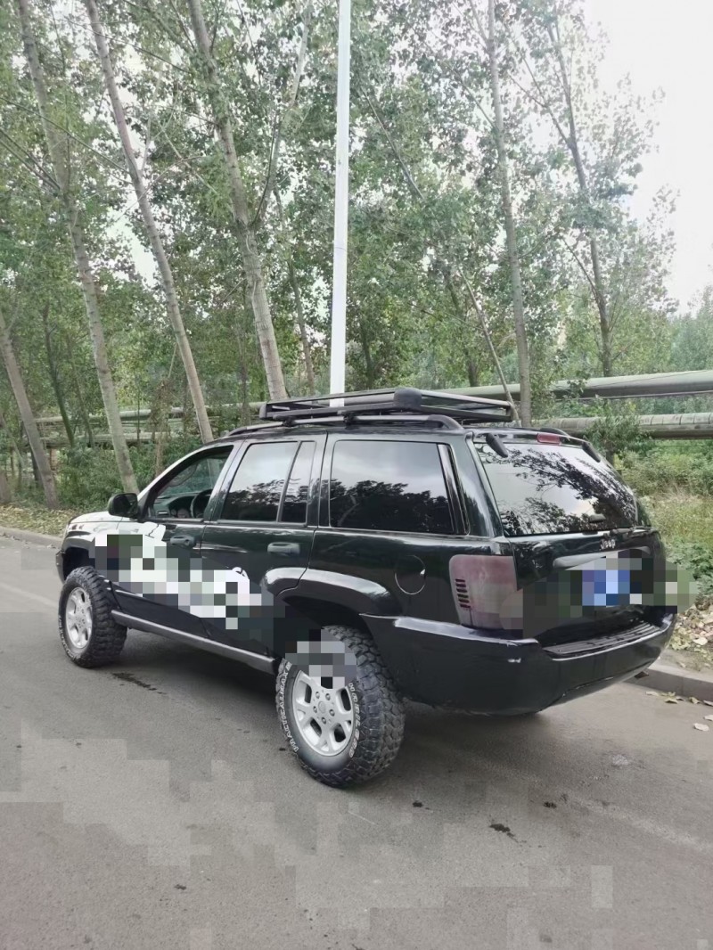 北京03年Jeep大切諾基2