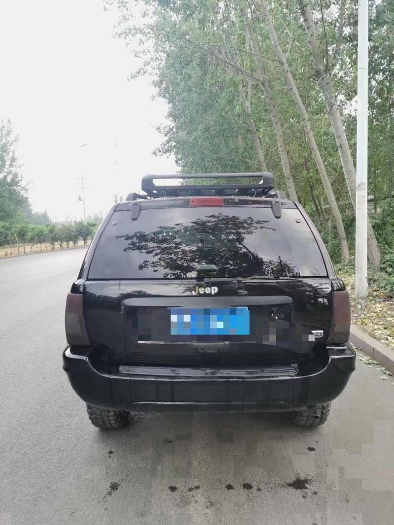 北京03年Jeep大切諾基1