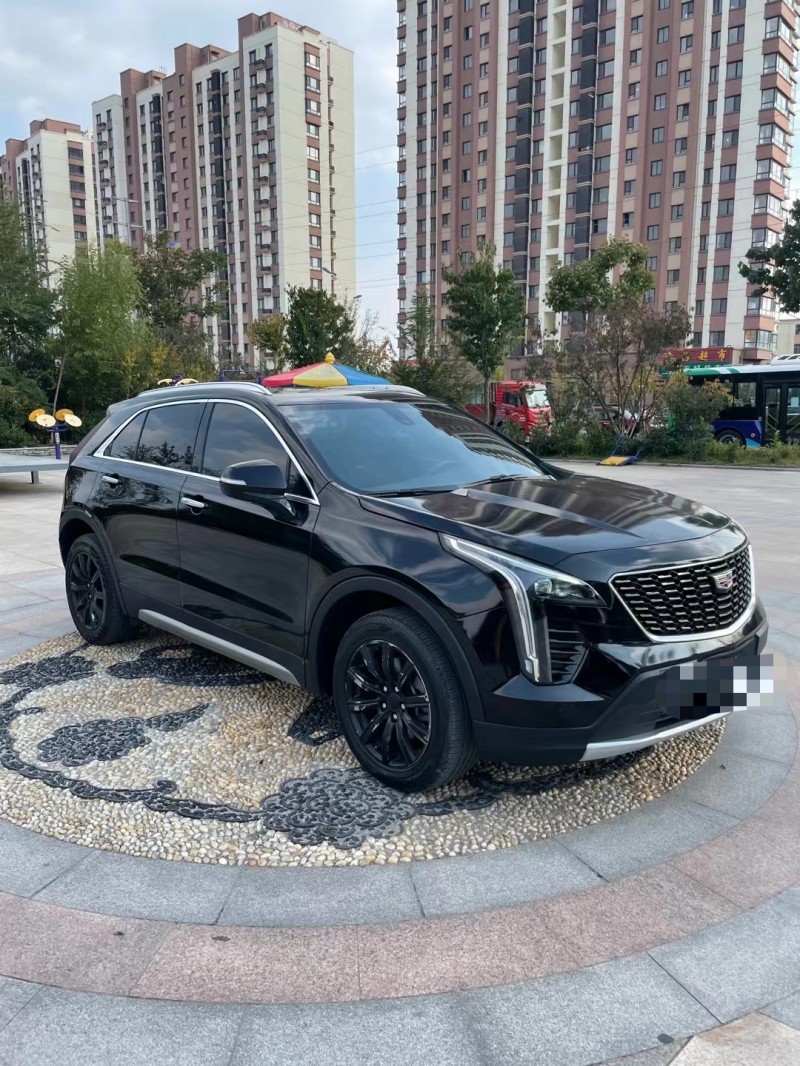 青島20年凱迪拉克XT46