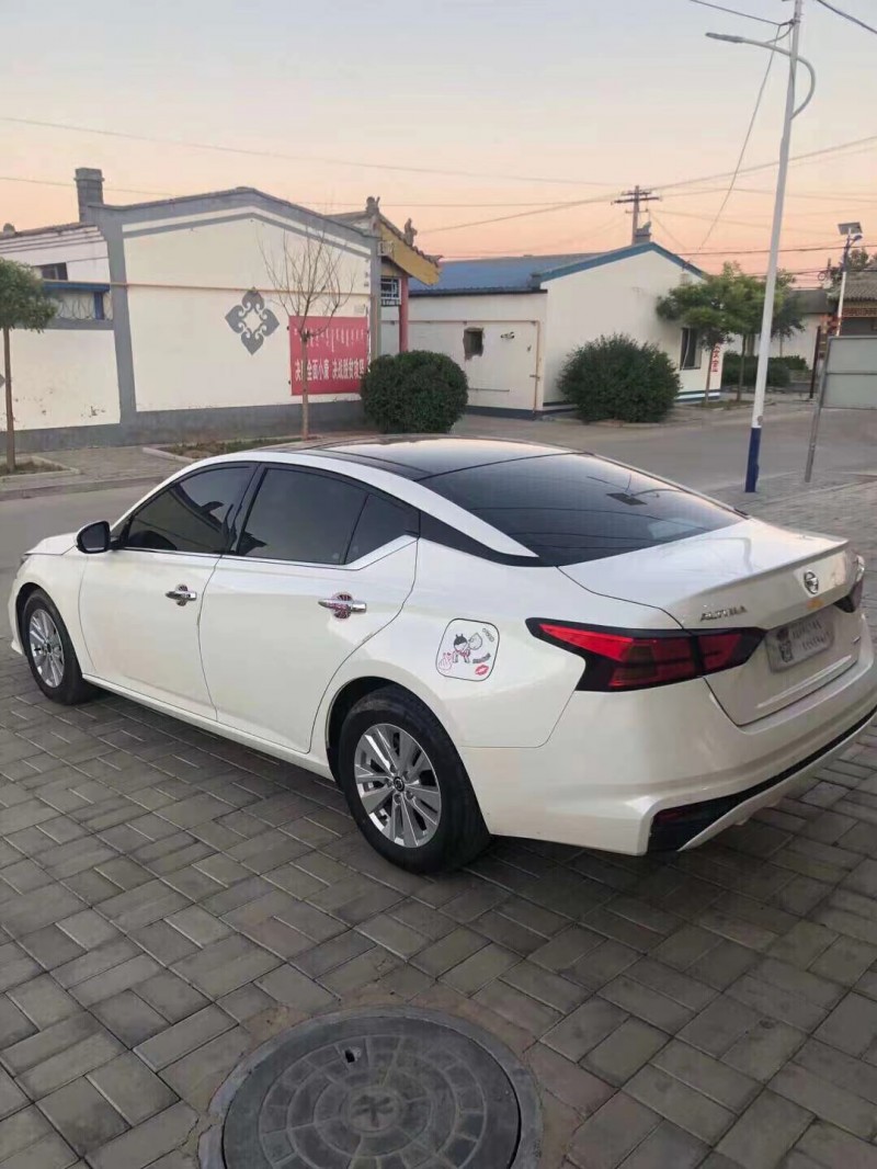 烏海19年日產天籟7