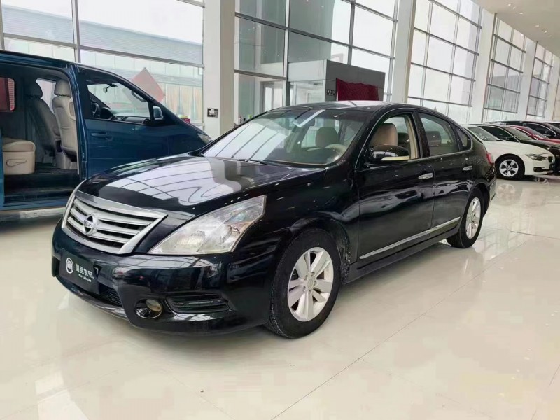 邢臺12年日產天籟2