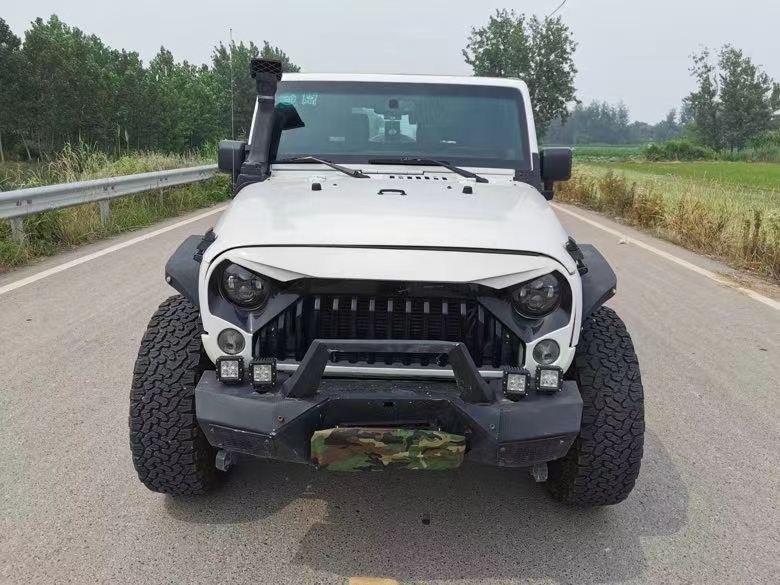 徐州14年Jeep牧馬人1