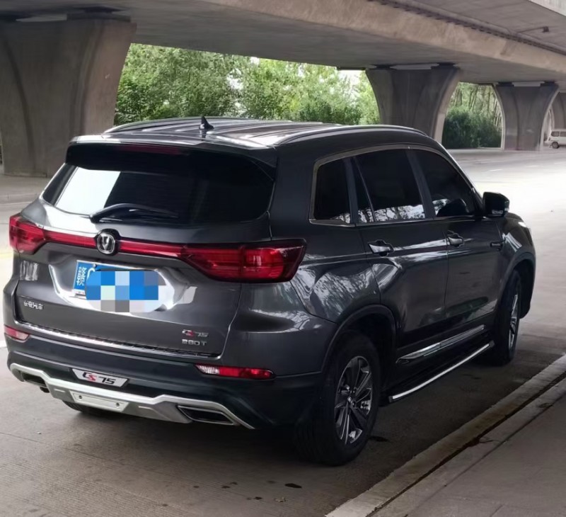 廣州20年長安汽車CS757