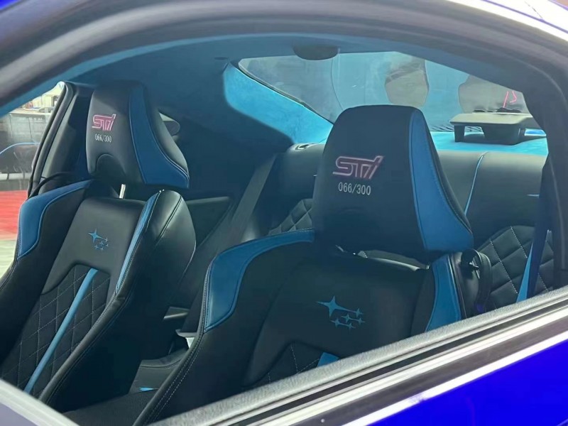 延安15年斯巴魯BRZ6