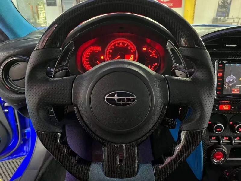 延安15年斯巴魯BRZ7
