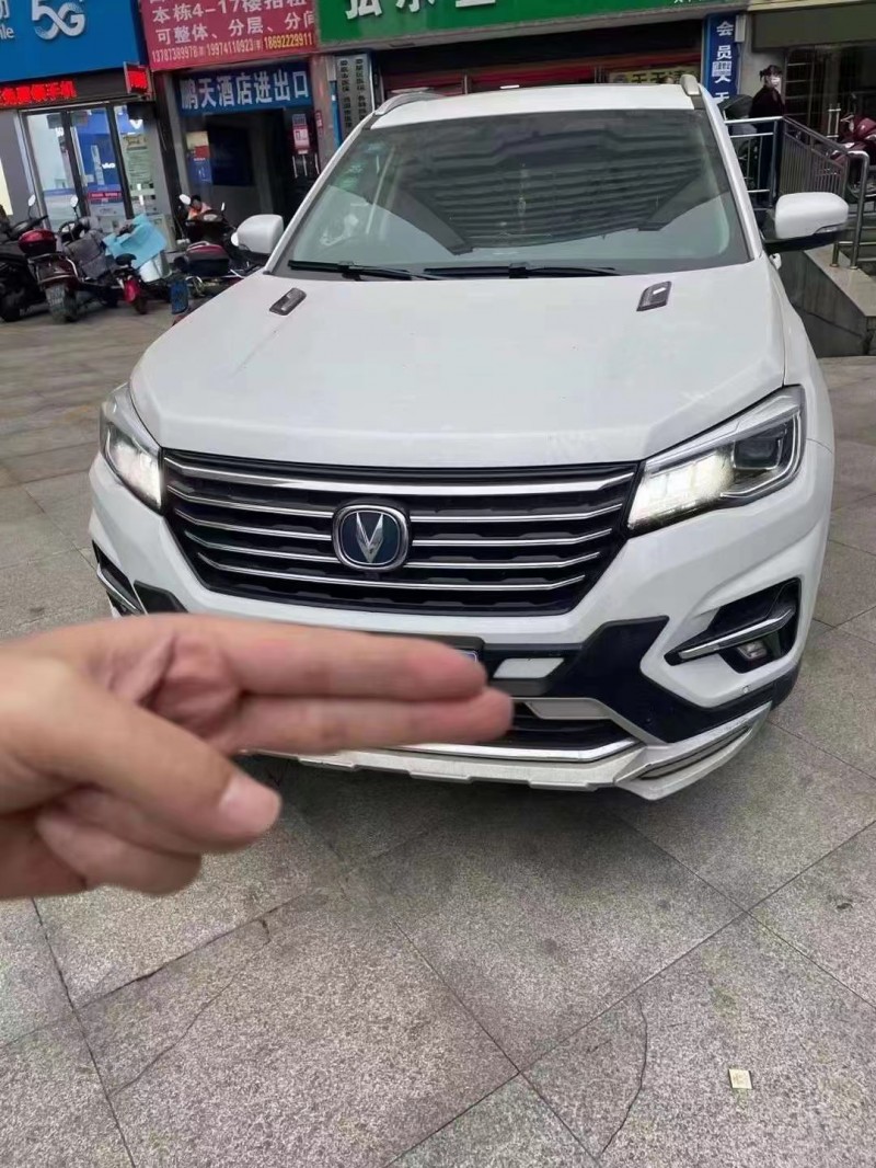 岳陽19年長安汽車CS751