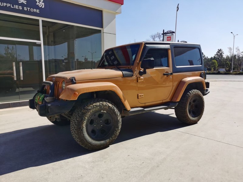 昆明14年Jeep牧馬人6
