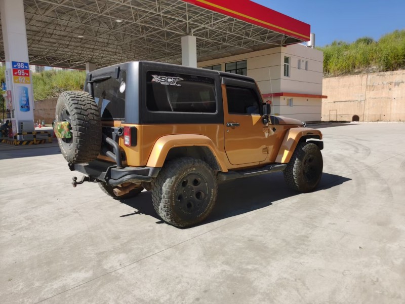 昆明14年Jeep牧馬人5