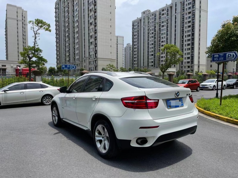 上海13年寶馬X61