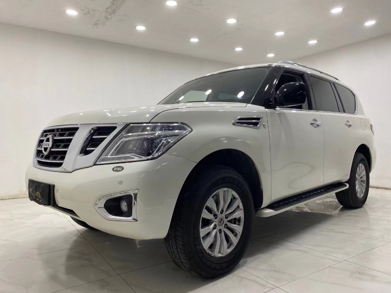 成都17年日產途樂9
