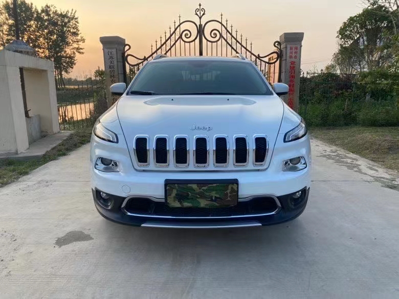 徐州18年Jeep自由光1