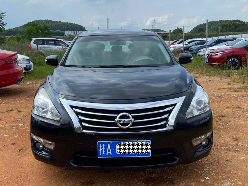 柳州16年日產天籟1