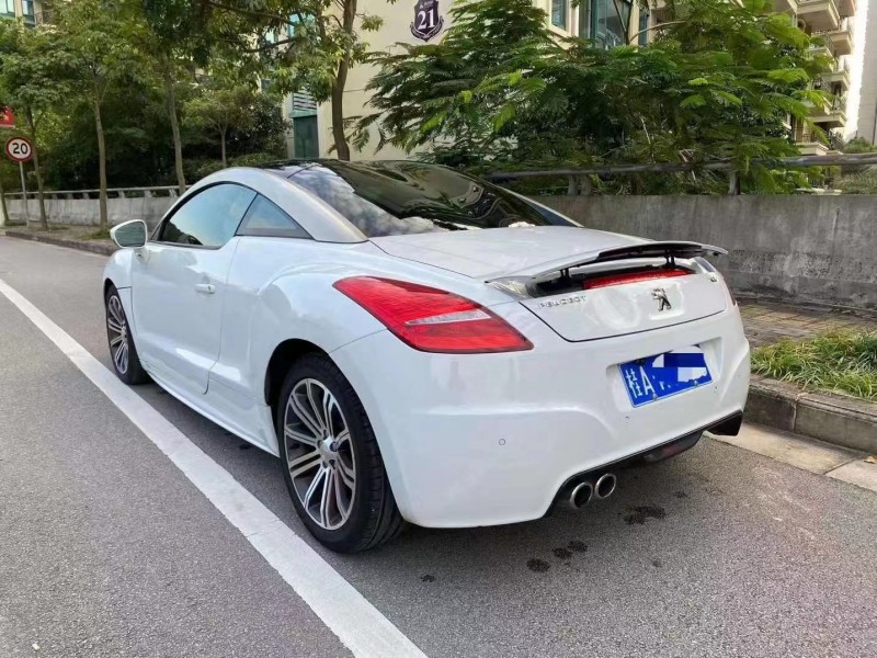 南寧18年標致RCZ7