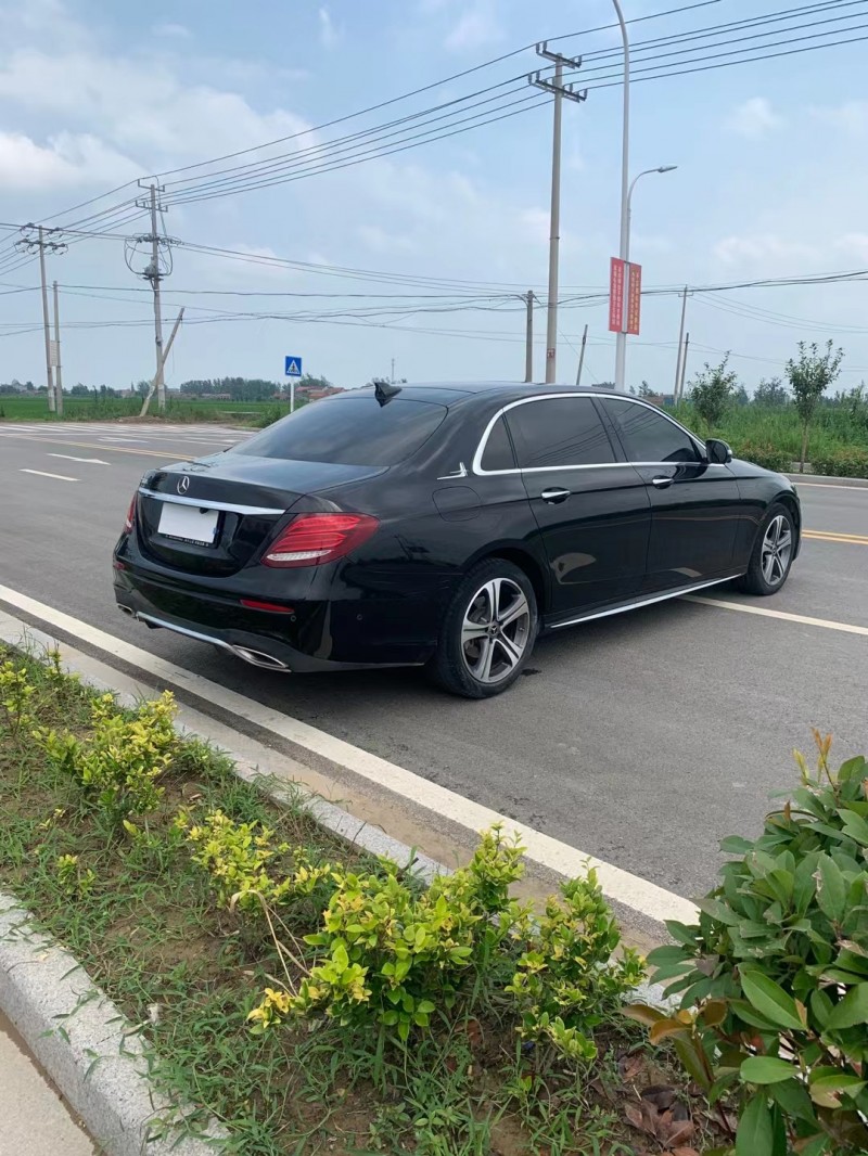 徐州19年奔馳E8