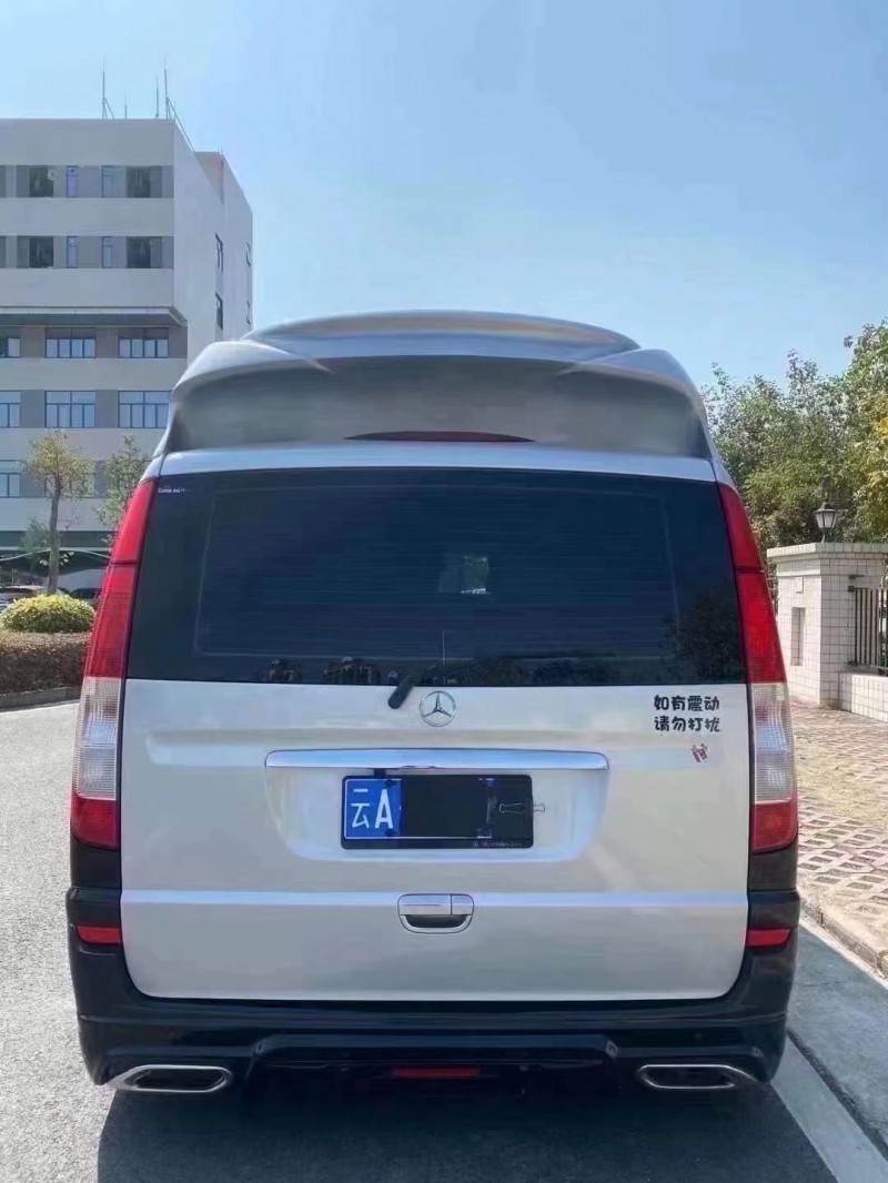 中山13年奔馳威霆5