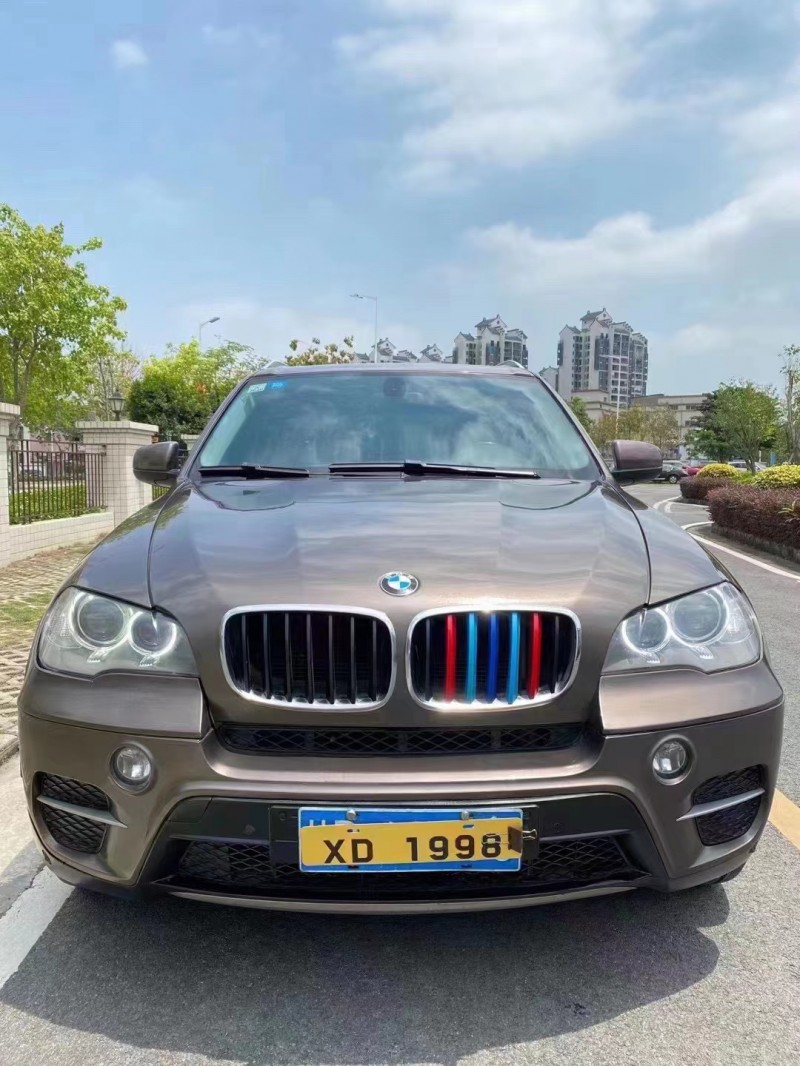 中山13年寶馬X56