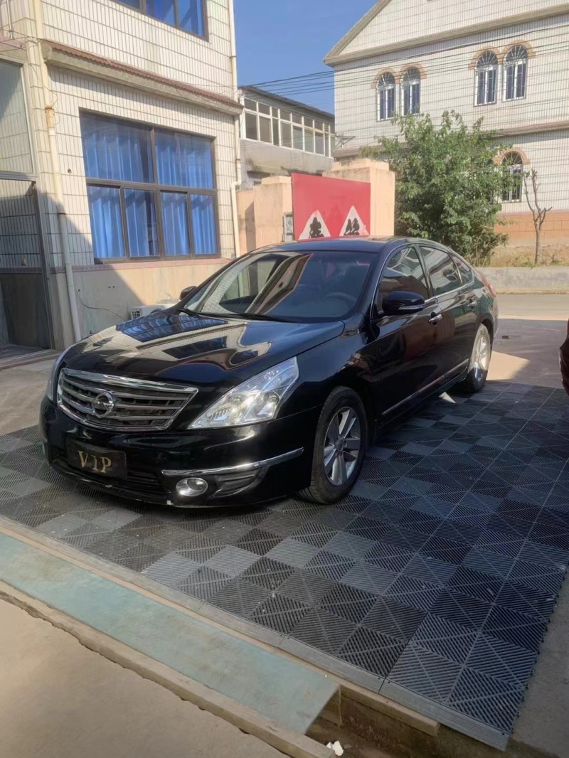 青島11年日產天籟5