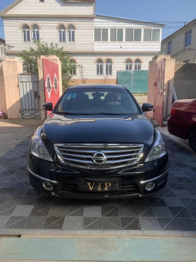 青島11年日產天籟6