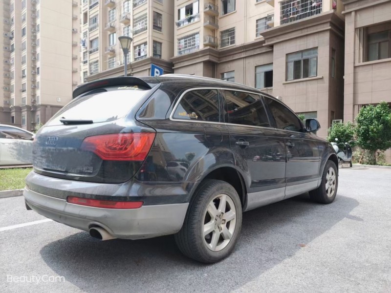 宜春14年奧迪Q76