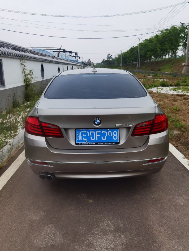徐州12年寶馬5系9