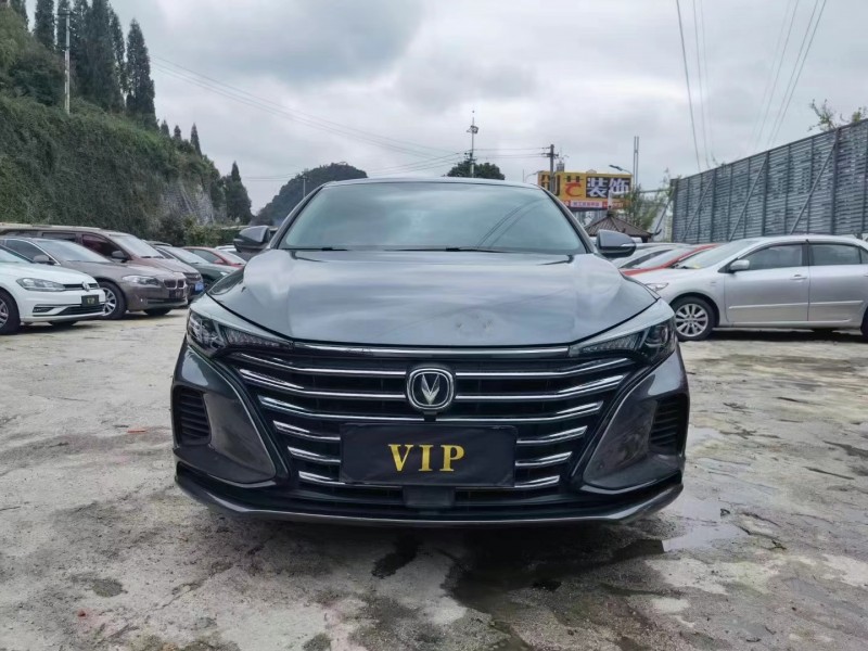 銅仁21年長安汽車逸動1