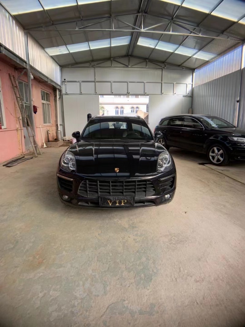 青島14年保時捷Macan1