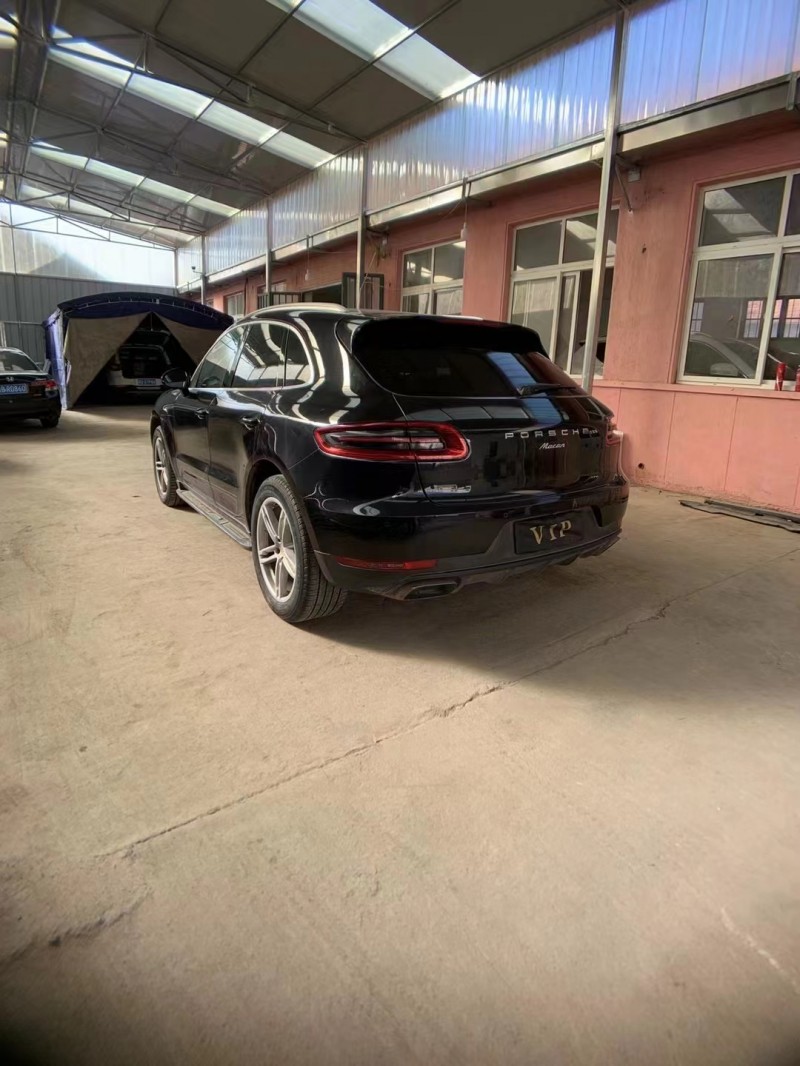 青島14年保時捷Macan8