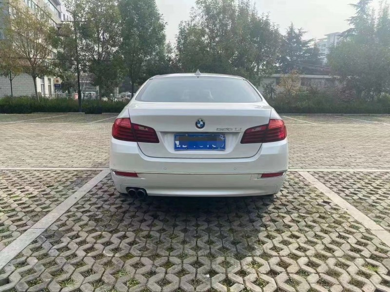 德州15年寶馬5系8
