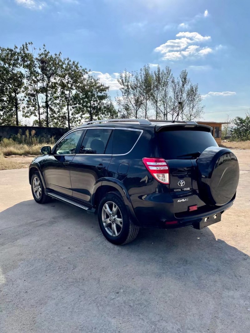 臨沂12年豐田RAV48
