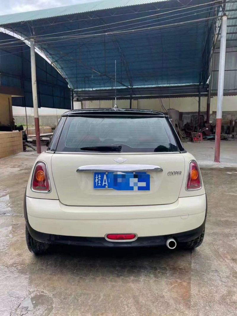 南寧10年寶馬MINI5