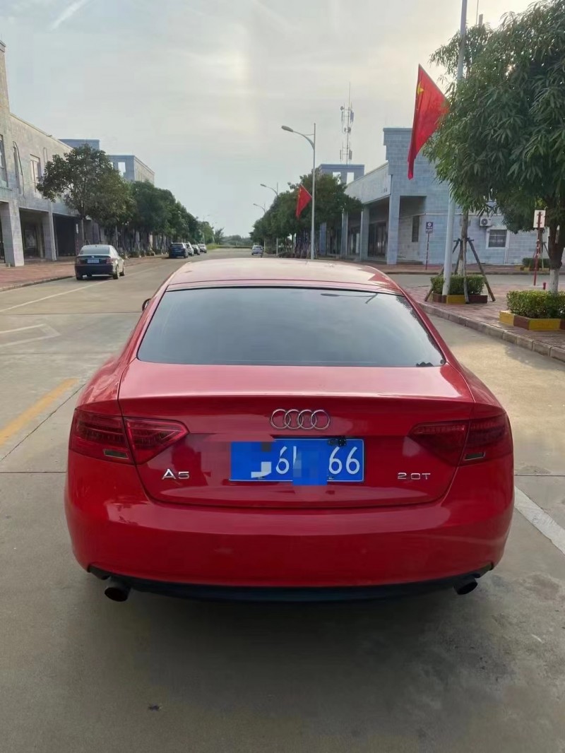 欽州13年奧迪A52