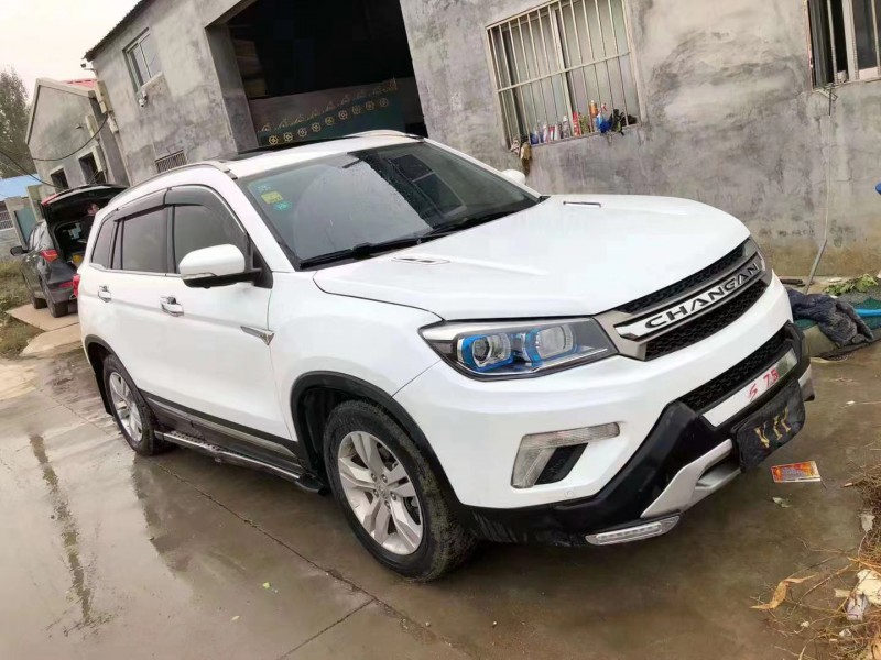 泰安15年長安汽車CS758