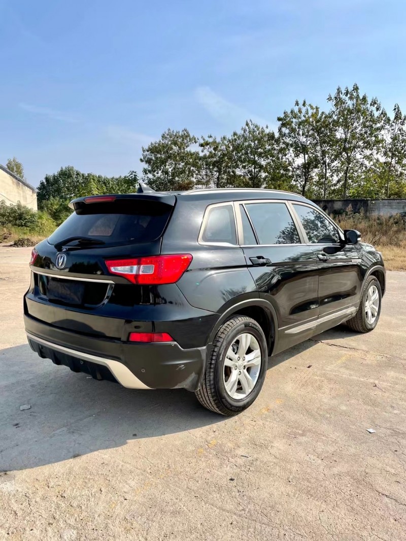 臨沂14年長安汽車CS758