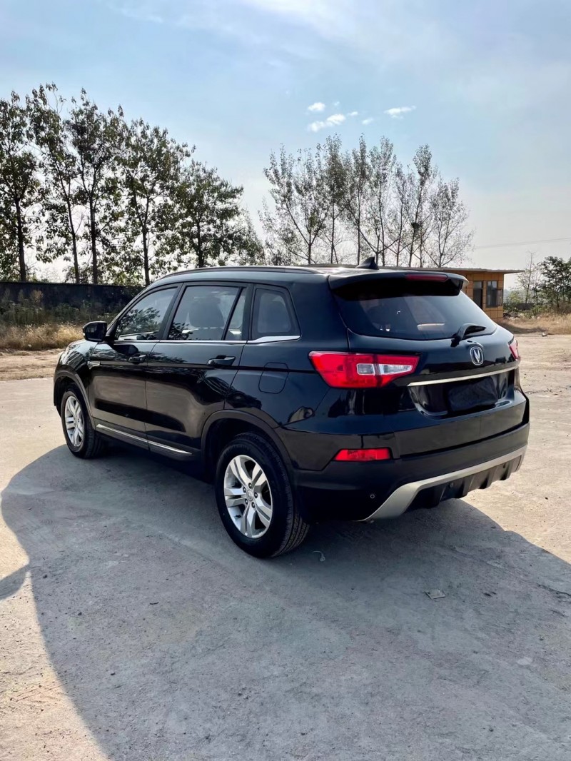 臨沂14年長安汽車CS759