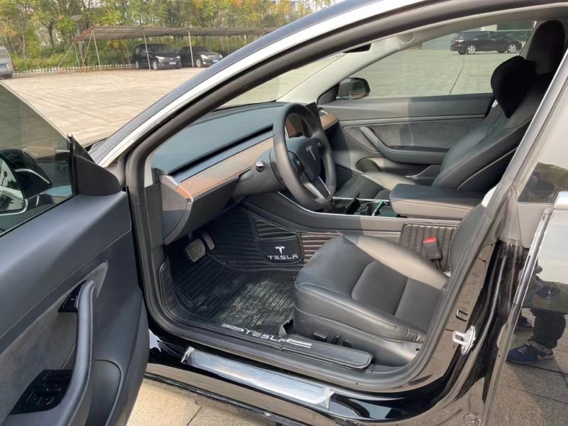 鹽城20年特斯拉MODEL 36
