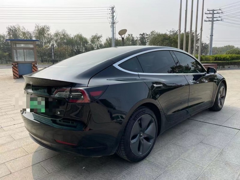 鹽城20年特斯拉MODEL 32