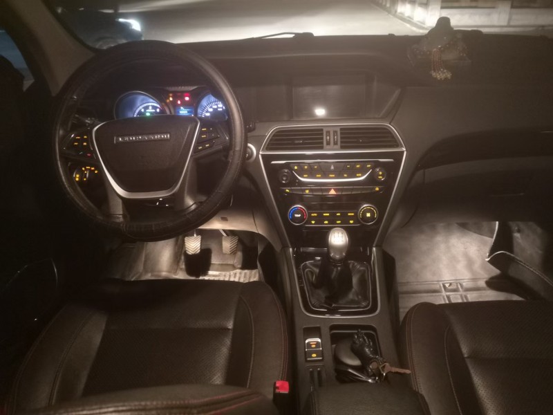 株洲17年獵豹汽車CS104