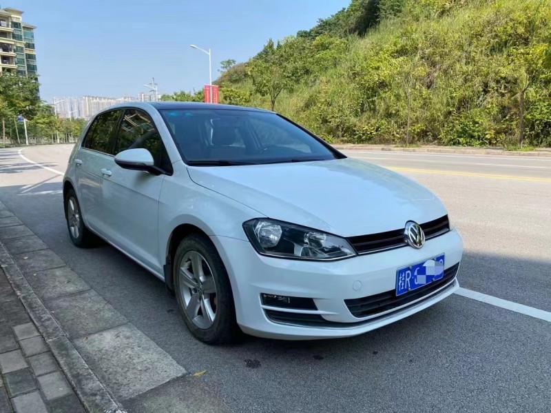欽州16年大眾高爾夫1