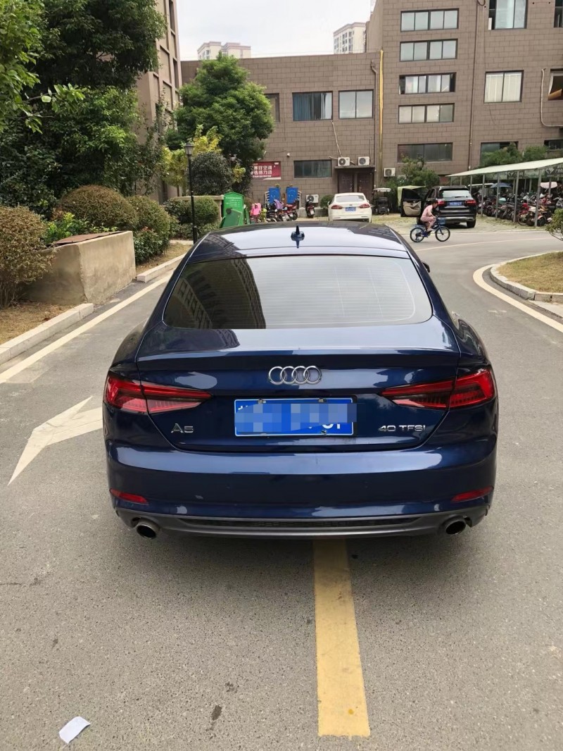 阜陽17年奧迪A54